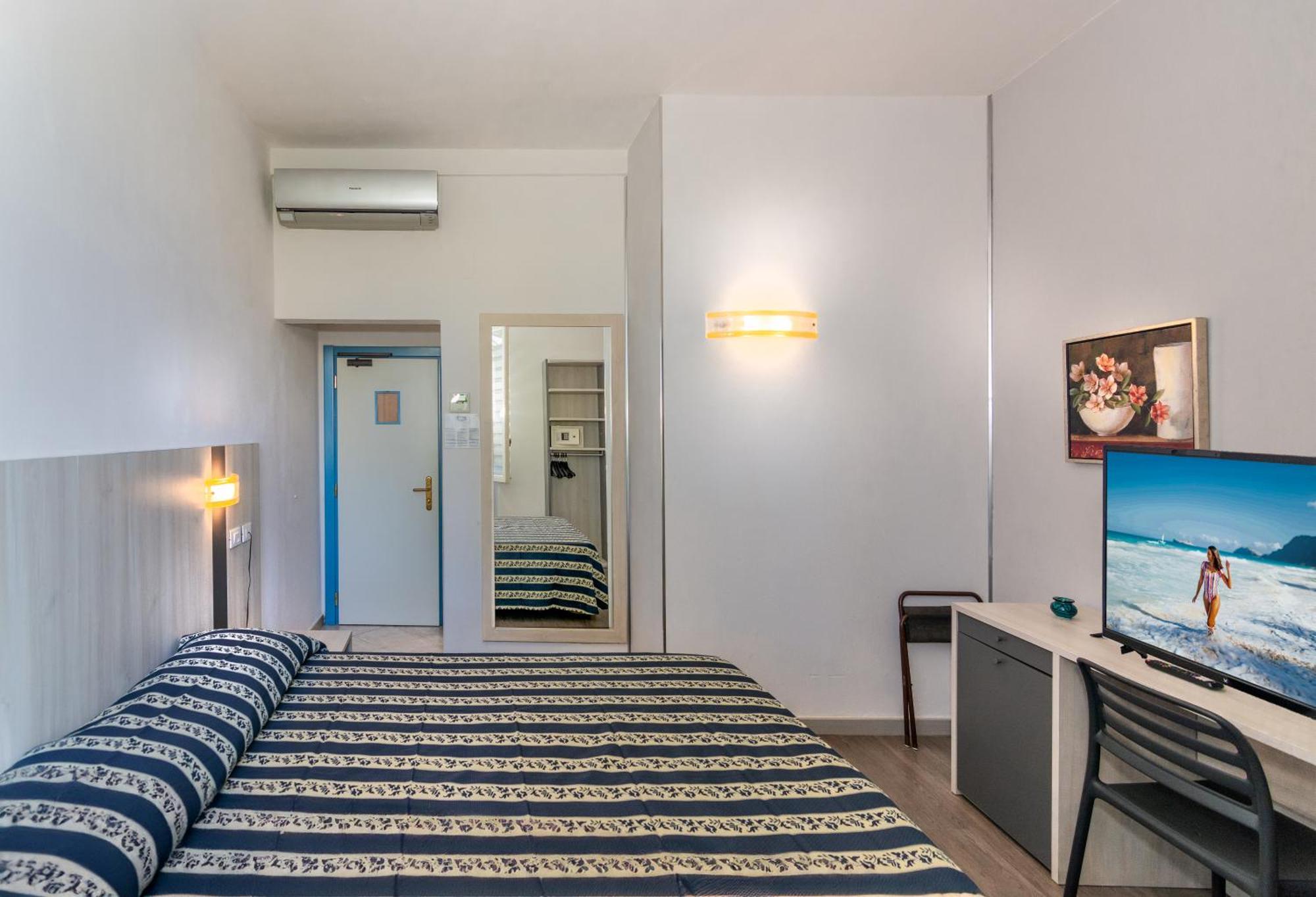 Hotel Apuana Marina di Pietrasanta Extérieur photo
