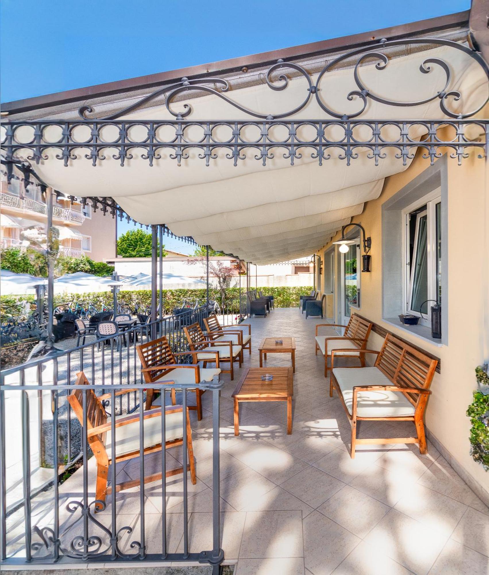 Hotel Apuana Marina di Pietrasanta Extérieur photo